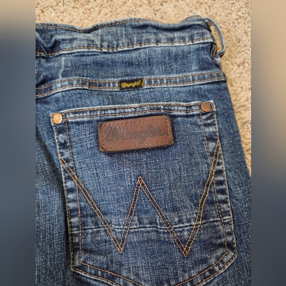 Wrangler Men's Slim Jeans - Picture 6 of 7